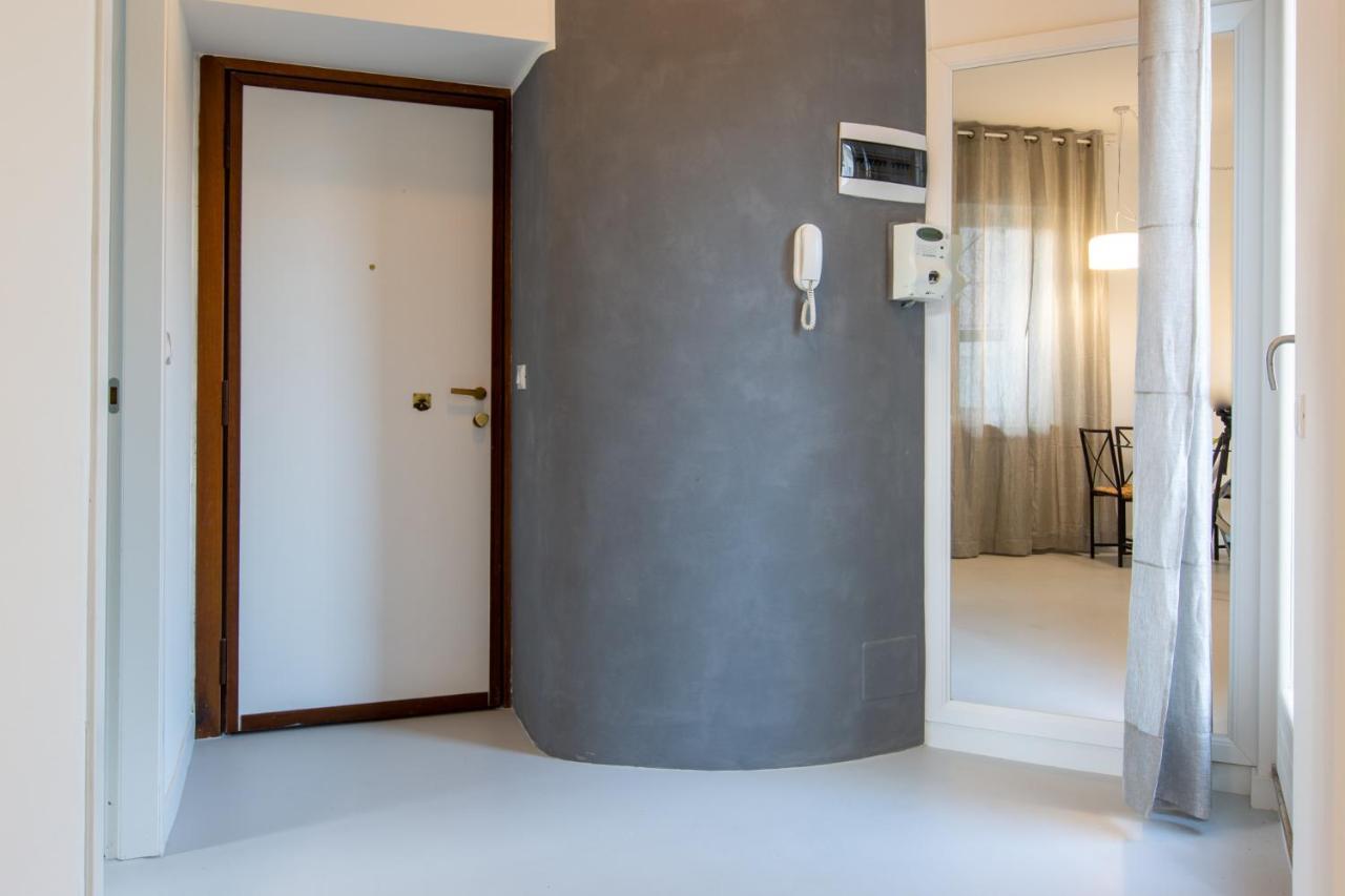 Italstay - Disciplini Apartment -10 Min Dal Duomo Μιλάνο Εξωτερικό φωτογραφία
