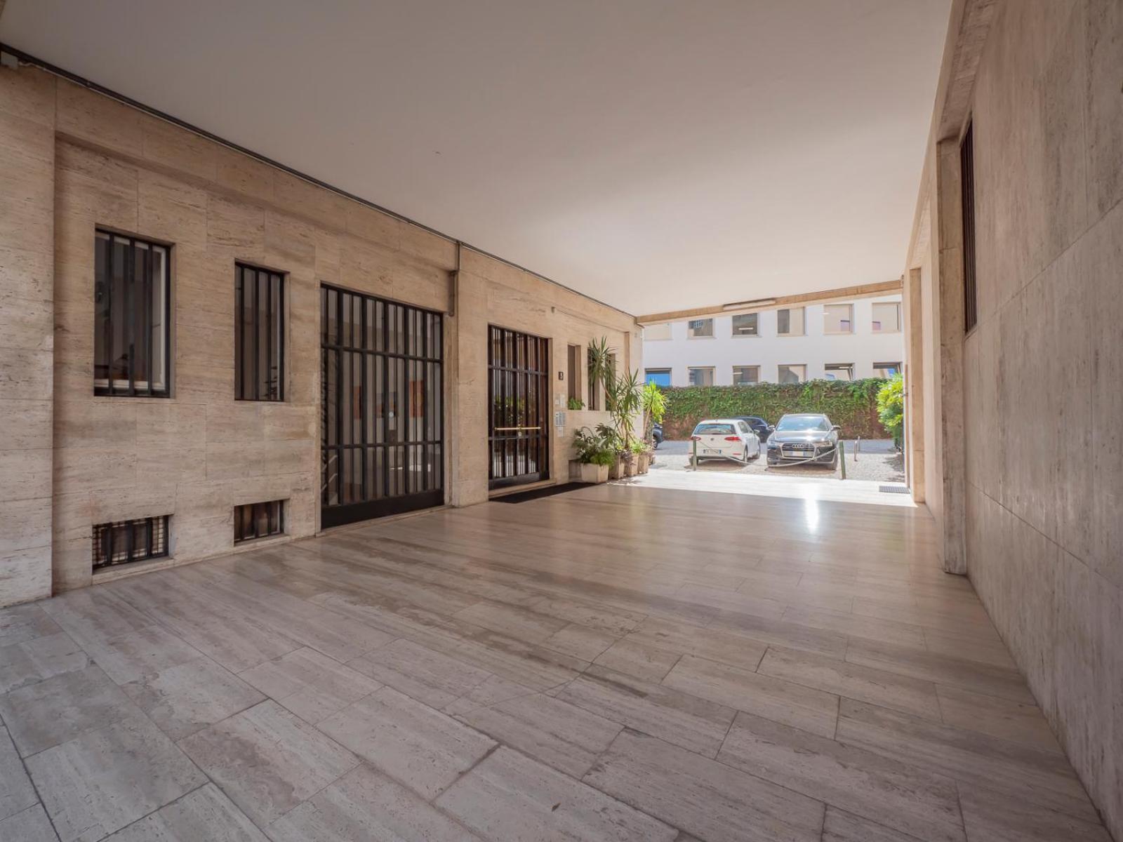 Italstay - Disciplini Apartment -10 Min Dal Duomo Μιλάνο Εξωτερικό φωτογραφία